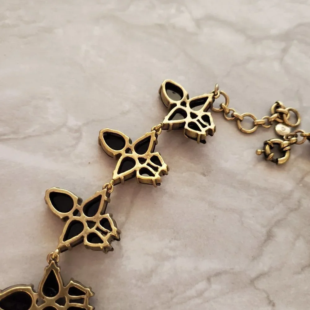✨ J.Crew Gold Rhinestone Crystal Cluster Statement Necklace ✨